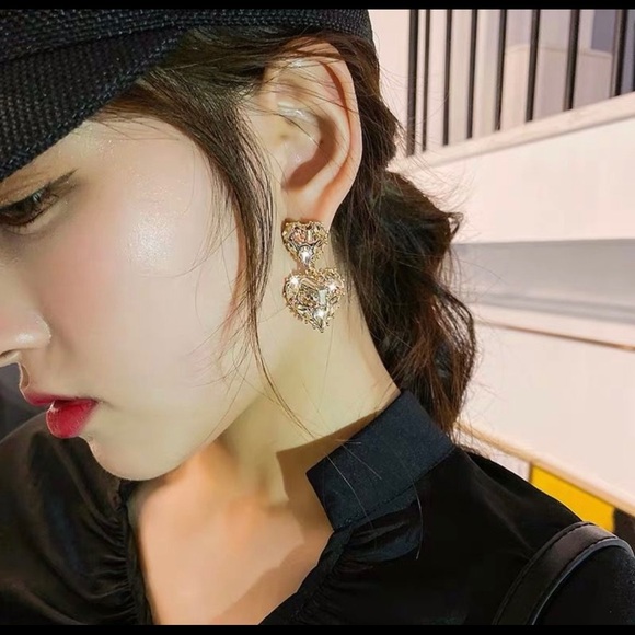 ‼️EARRINGS - Picture 3 of 7